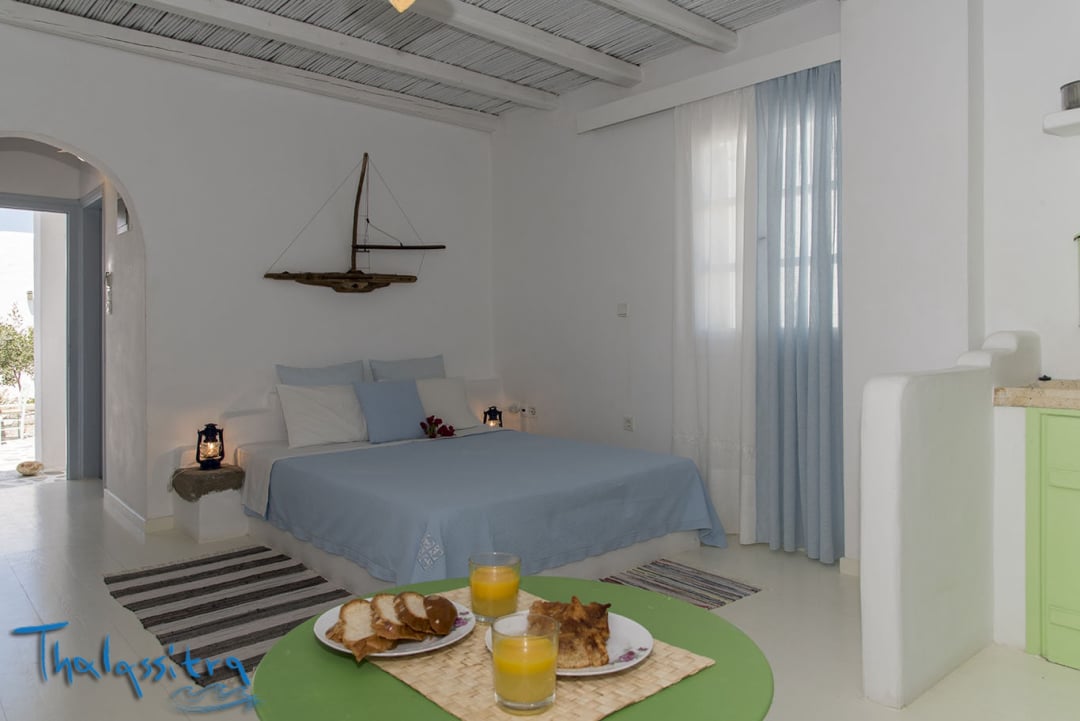 Traditional Mini Suite